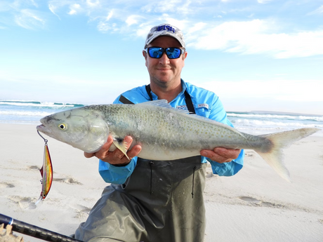 Shane Hodgens from tackle world Port Lincoln holding prize catch caught with Jackson's G-Control