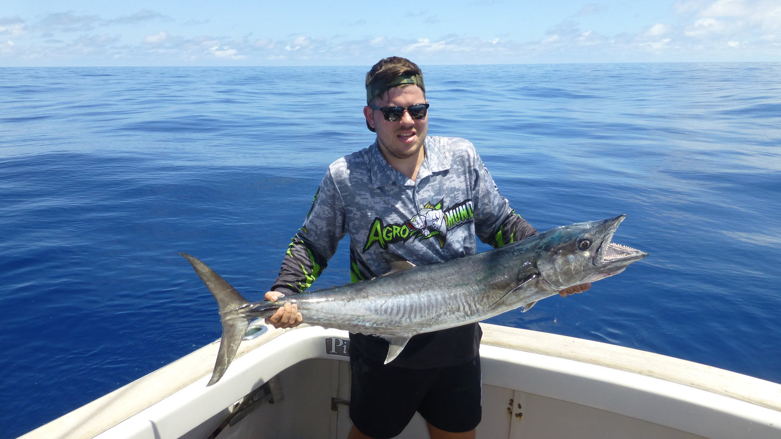 Tackle World's Scott Winkworth with a great Mackerel catch