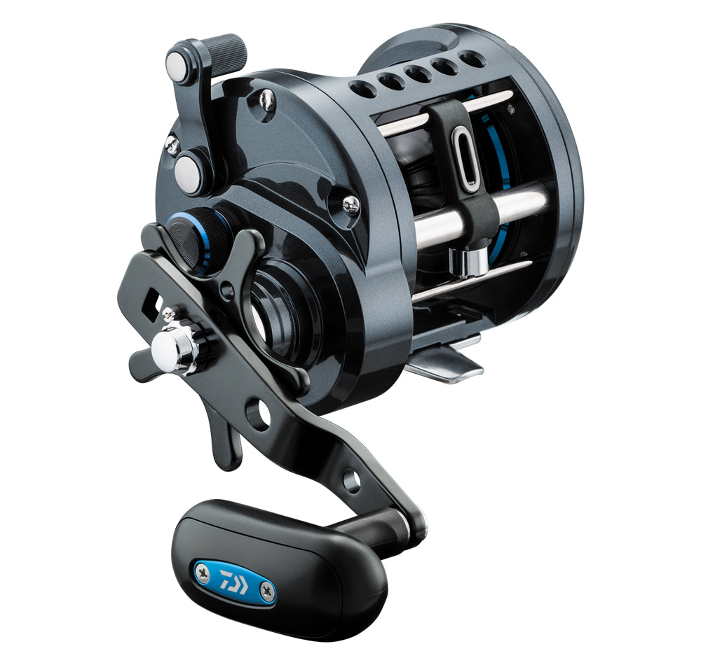 Daiwa 23 Saltist LW Overhead Reel