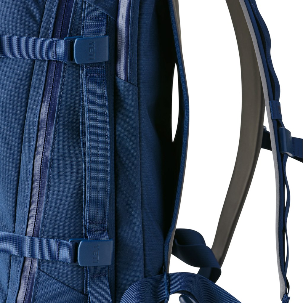 YETI Crossroads 27L Backpack